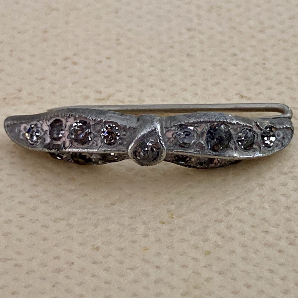 Rare Antique 1920s Art Deco Fishson Silverite Bow Bar Brooch Pat Pend.